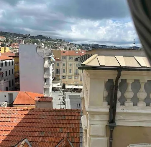 Apartament Attico Nel Centro Di